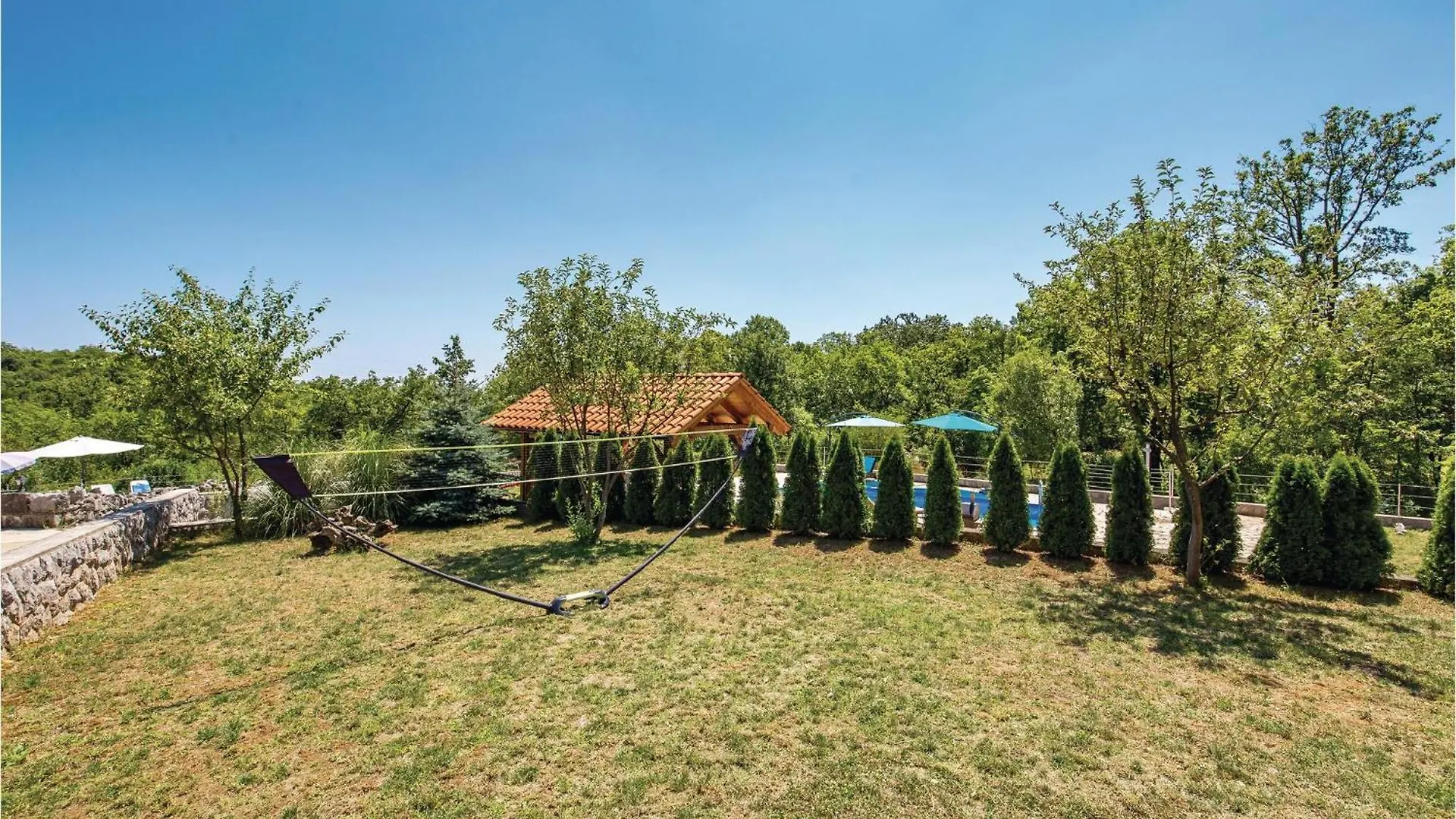 Holiday home 4 Bedroom Stunning Home In Viskovo Bezjaki