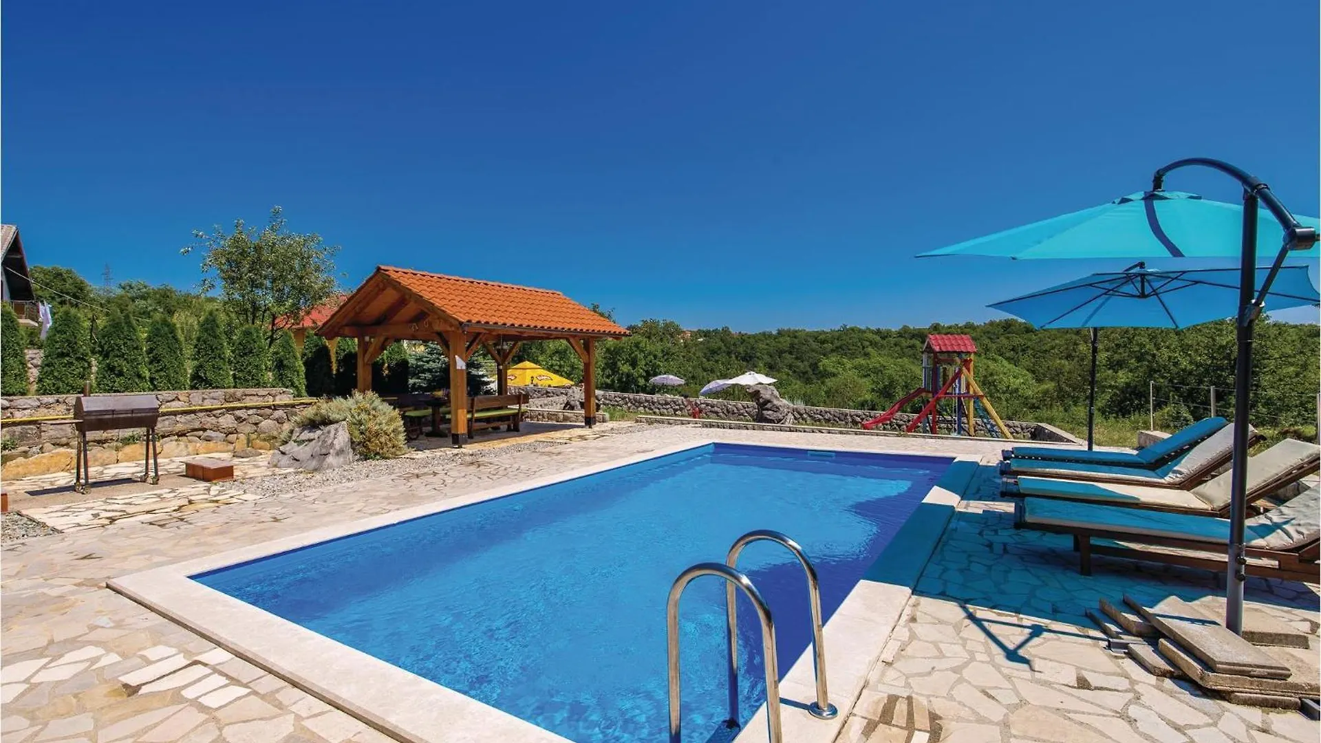 4 Bedroom Stunning Home In Viskovo Bezjaki