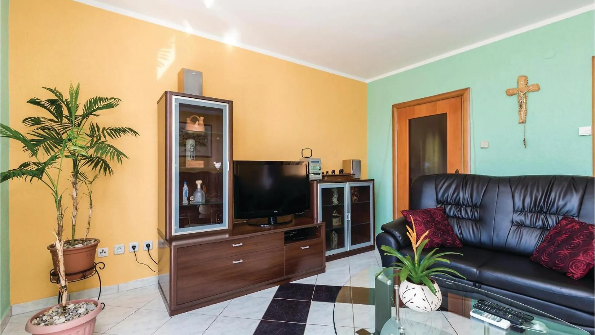 4 Bedroom Stunning Home In Viskovo Bezjaki Croatia