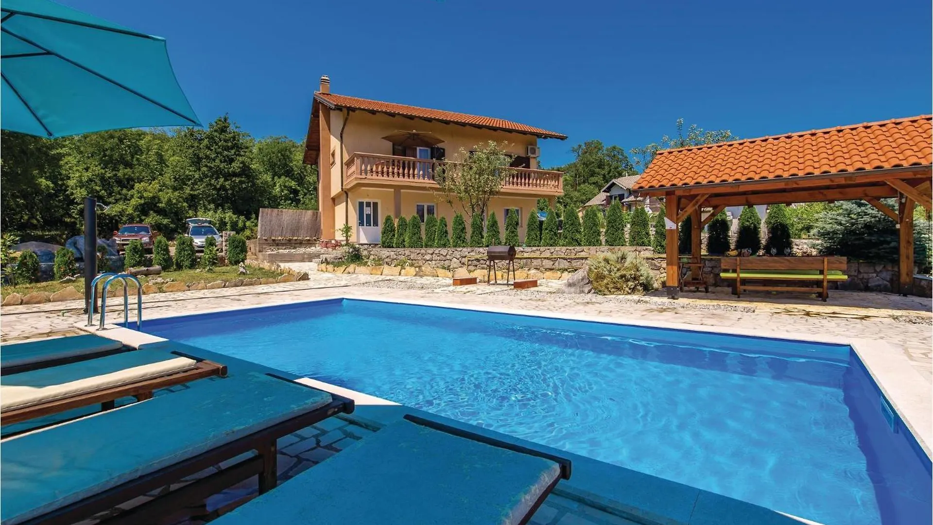 Holiday home 4 Bedroom Stunning Home In Viskovo Bezjaki