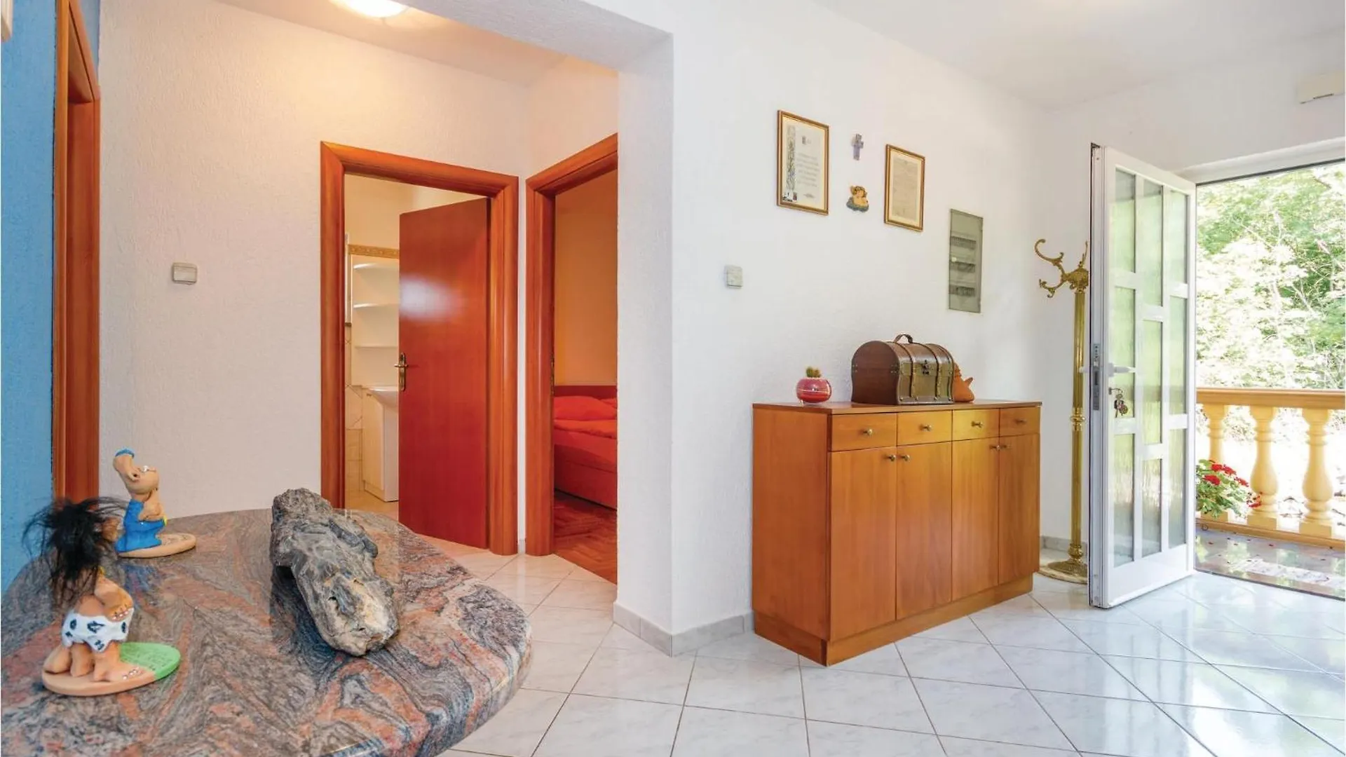 4 Bedroom Stunning Home In Viskovo Bezjaki Croatia