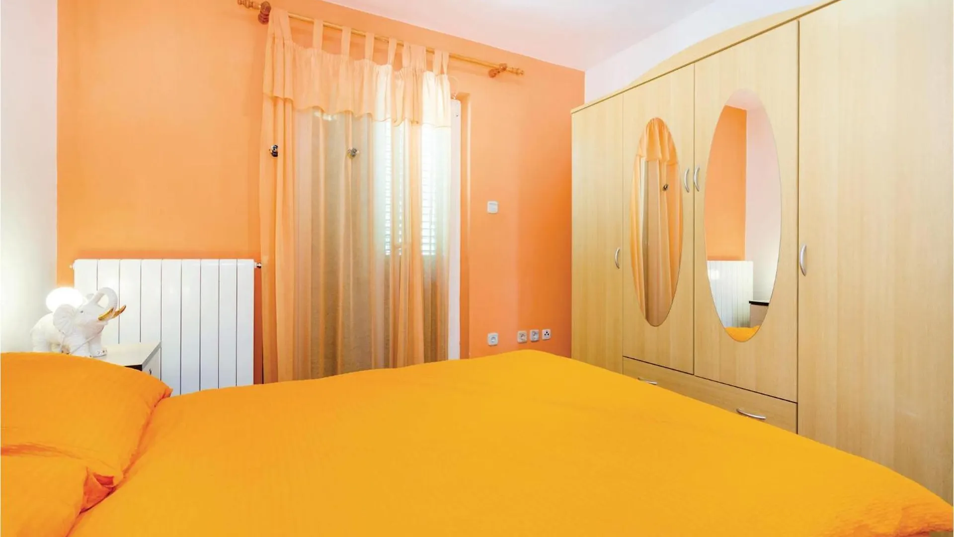 Holiday home 4 Bedroom Stunning Home In Viskovo Bezjaki